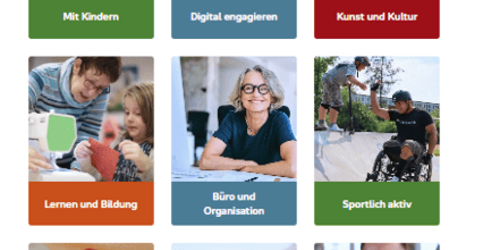 Übersicht der Themenbereiche auf der Ehrenamtsplattform. Gezeigt werden Kacheln für Engagement mit Kindern, digitales Engagement, Kunst und Kultur, Lernen und Bildung, Büro und Organisation, sportliche Aktivitäten, Kurzzeit-Engagement, Garten und Landschaft sowie barrierefreie Angebote.